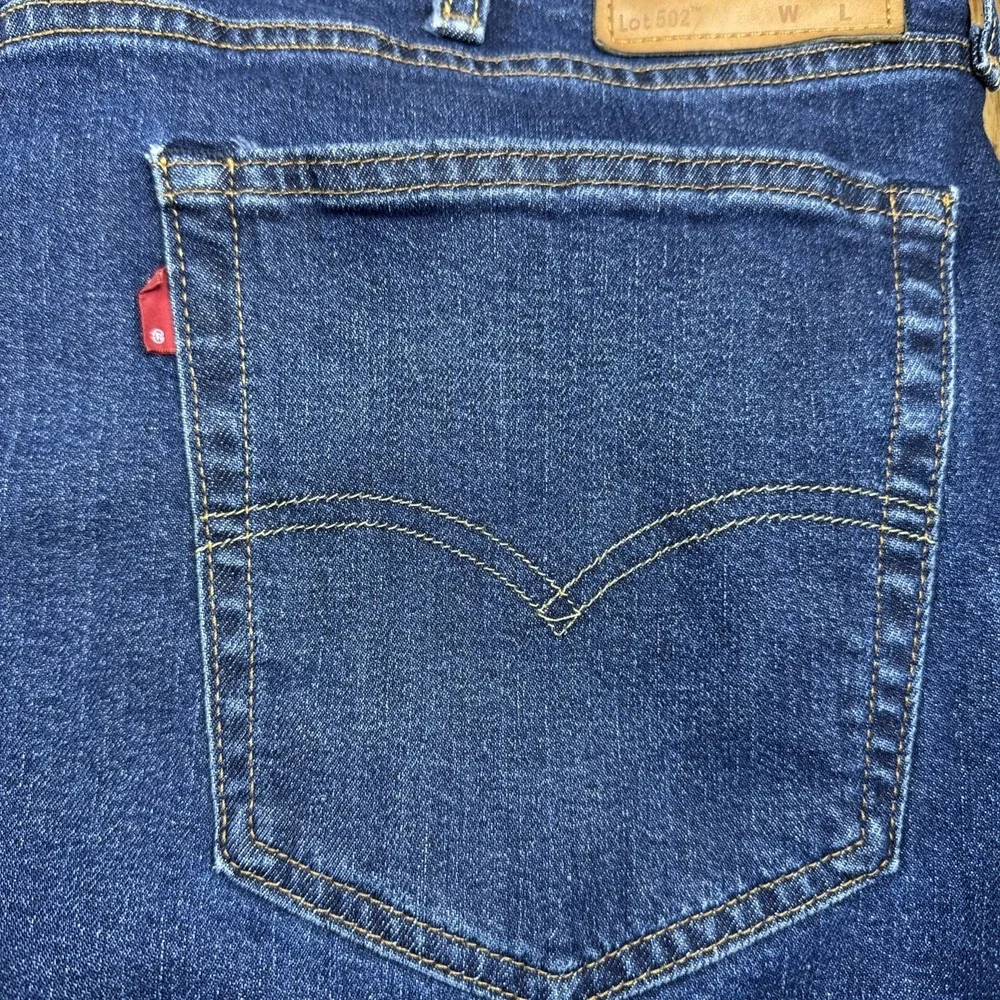 Levi's 502 Regular Fit Tapered Leg Denim Blue Jeans Mens 44x36  34